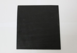 Rubber sheet w/black screen Z-600 * 1.5 Mm X 1 Screen [ MTL - Lusogomma ]