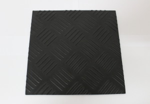 Rubber Sheet Checker Black [ MTL - Lusogomma ]